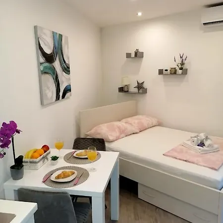 Apartment Megy