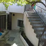Megy Appartement Sutivan